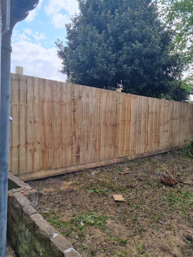 Fencing contractors Cardiff